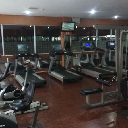 Utama Hotel Batam Esterno foto