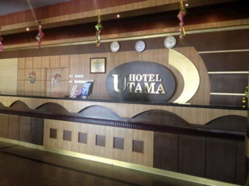 Utama Hotel Batam Esterno foto